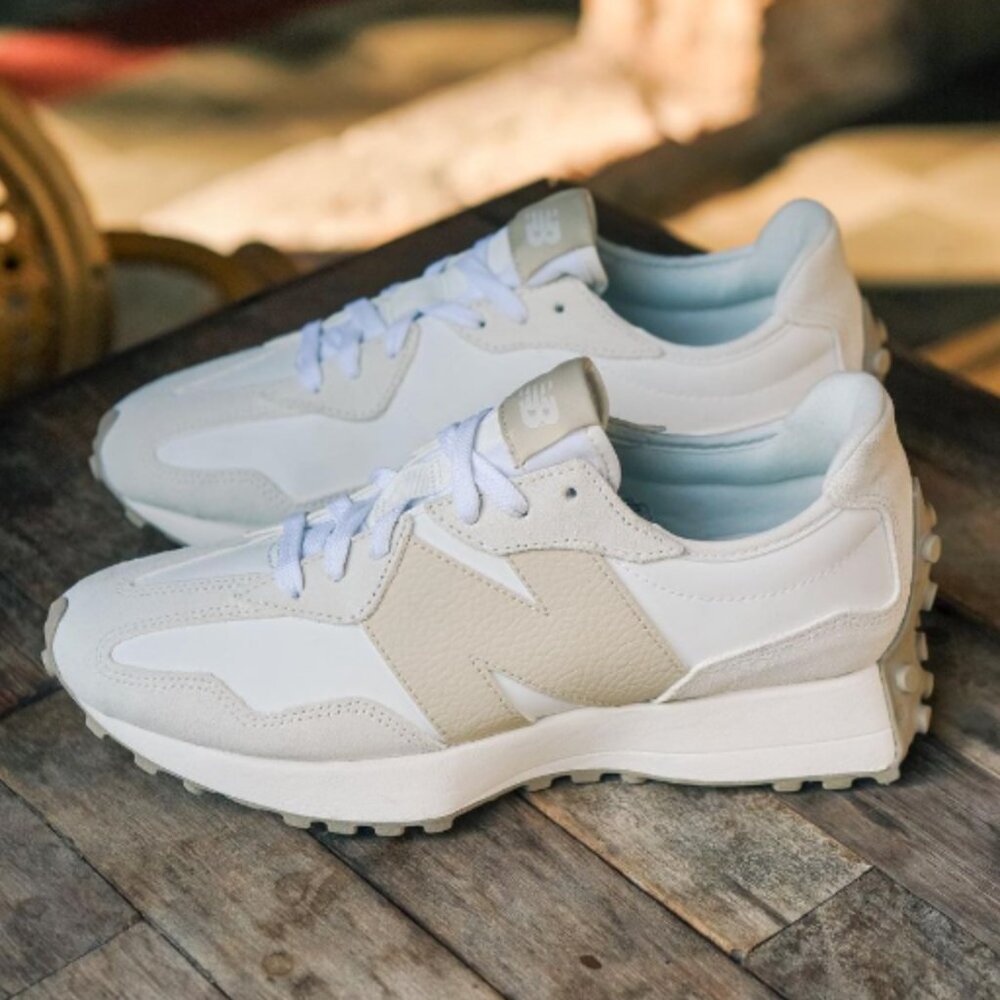 New Balance 327 Women Casual Sneakers Shoes Moonbeam Sandstone various sizes - Picture 7 of 11